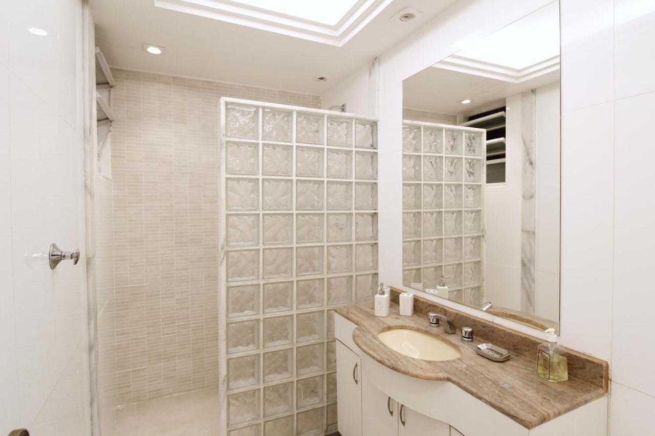 Lindo Em Copacabana - Quartos Confortaveis - A306 Z3 Рио-де-Жанейро Экстерьер фото